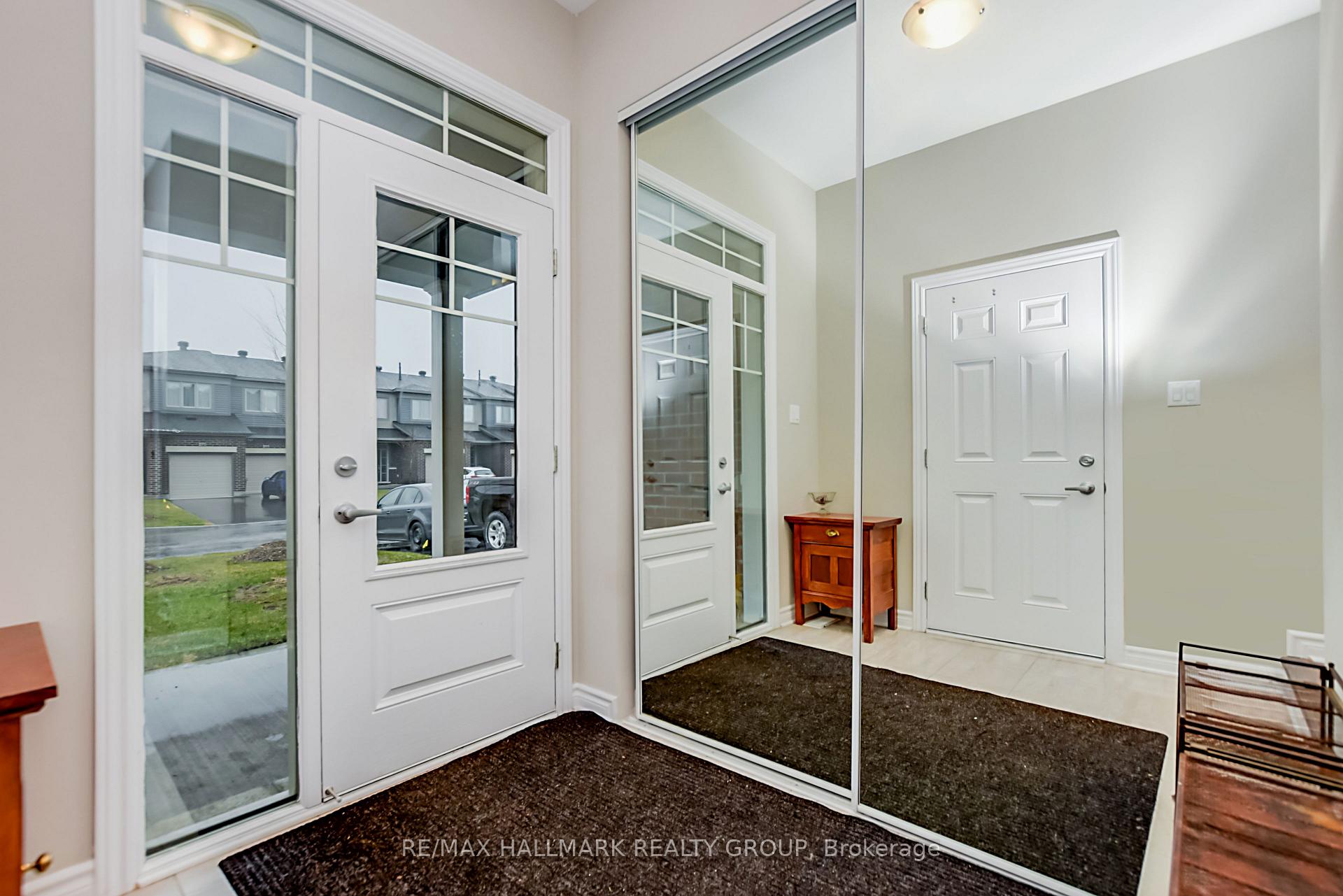 Photo 3 of 271 Mountain Sorrel Way, Ottawa, Avalon West — HOMEH