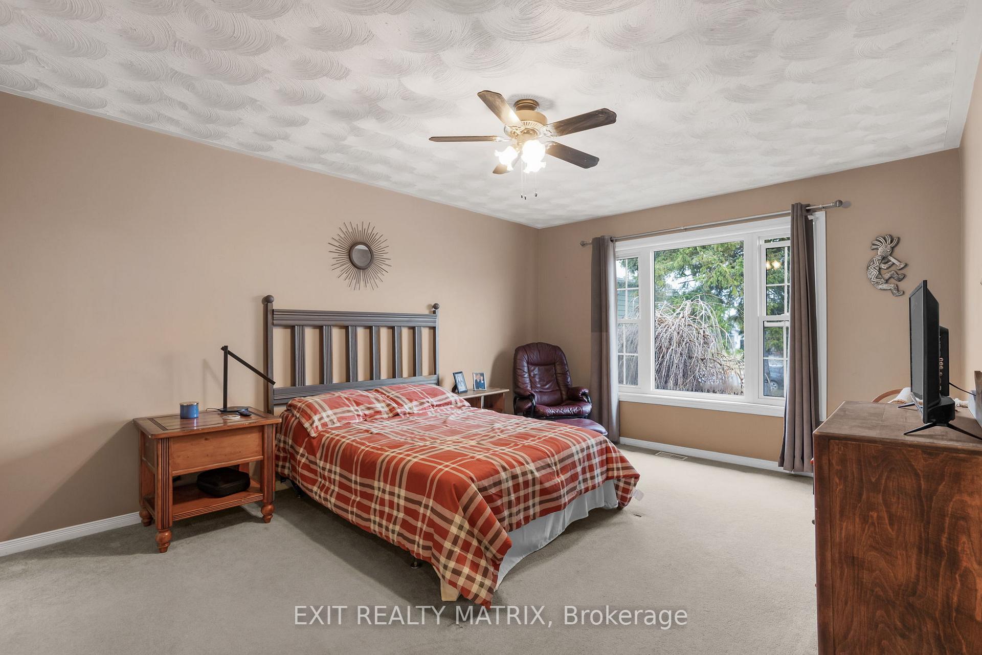 Photo 14 of 95 St James Street, North Glengarry, Alexandria — HOMEH