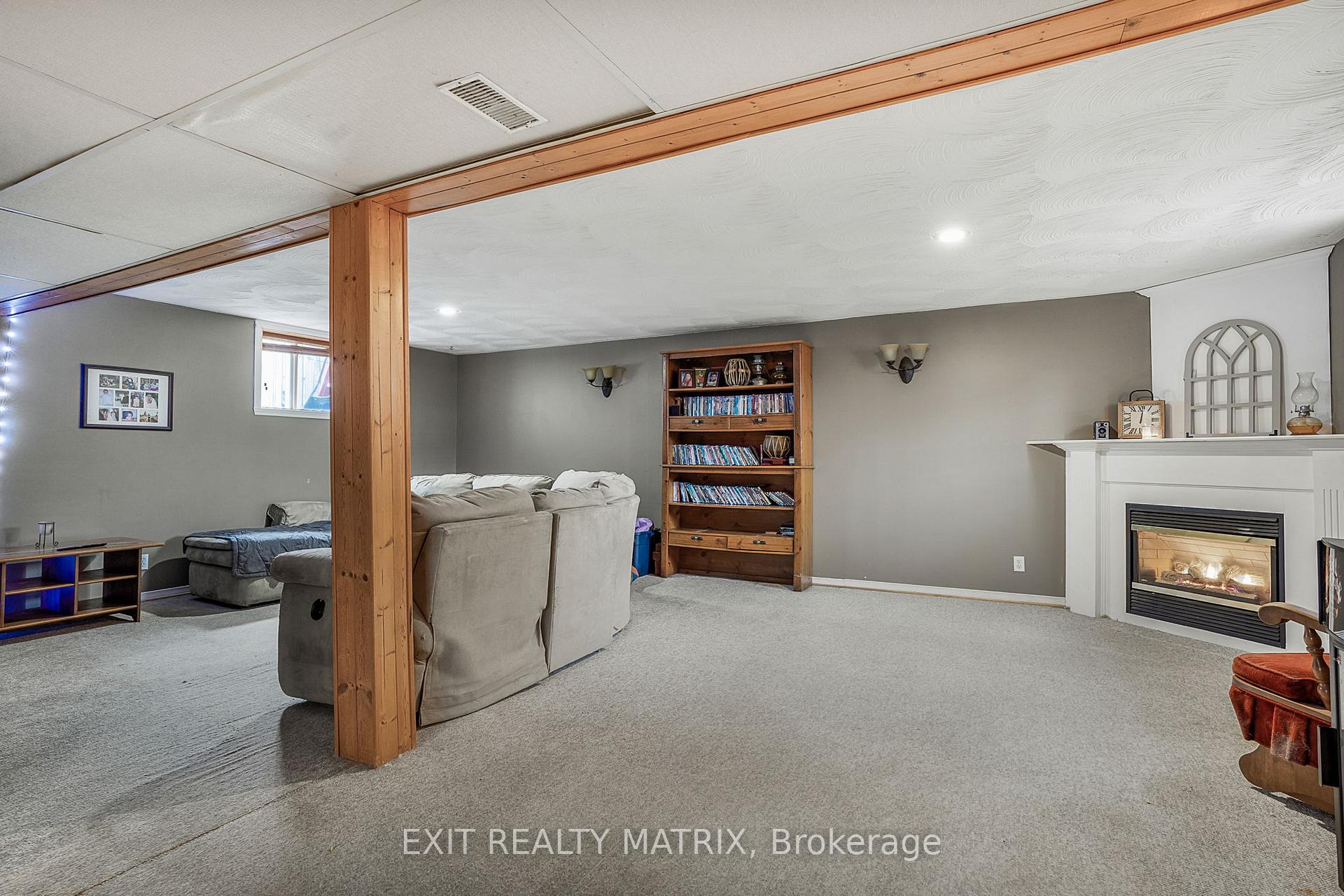 Photo 19 of 95 St James Street, North Glengarry, Alexandria — HOMEH