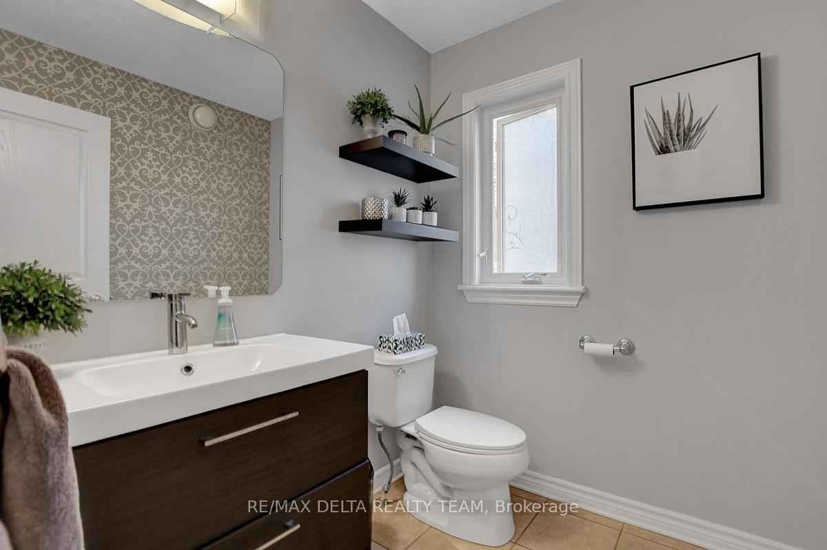 Photo 14 of 1916 Montmere Avenue, Ottawa, Notting Hill/Summerside — HOMEH