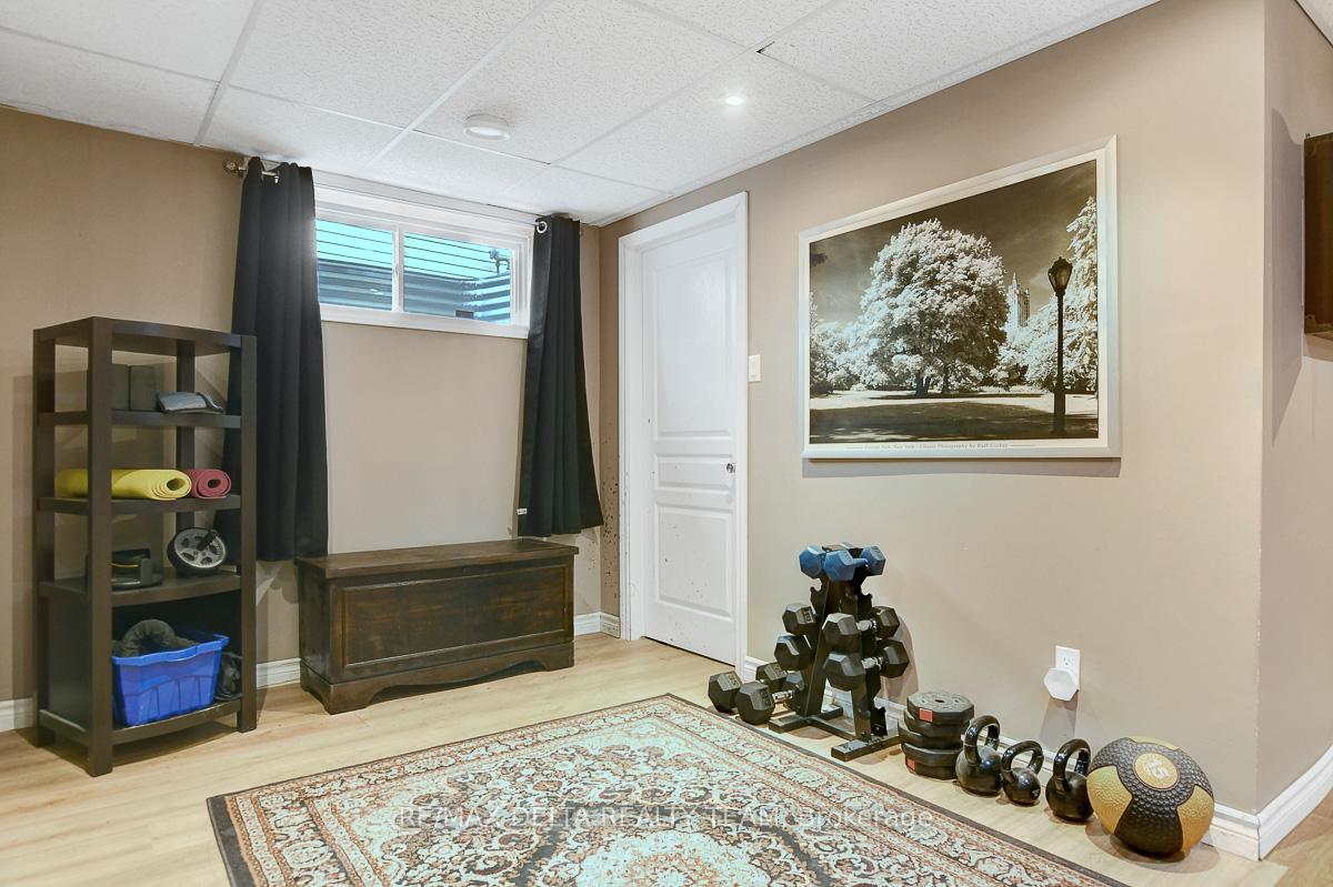 Photo 27 of 1916 Montmere Avenue, Ottawa, Notting Hill/Summerside — HOMEH