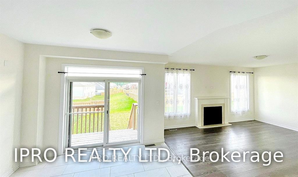 Photo 5 of 3031 Monarch Drive, Orillia — HOMEH
