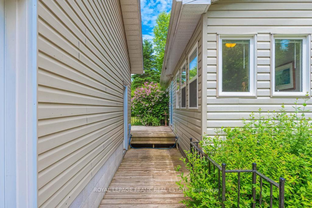 Photo 32 of 3585 County Road 620, North Kawartha — HOMEH