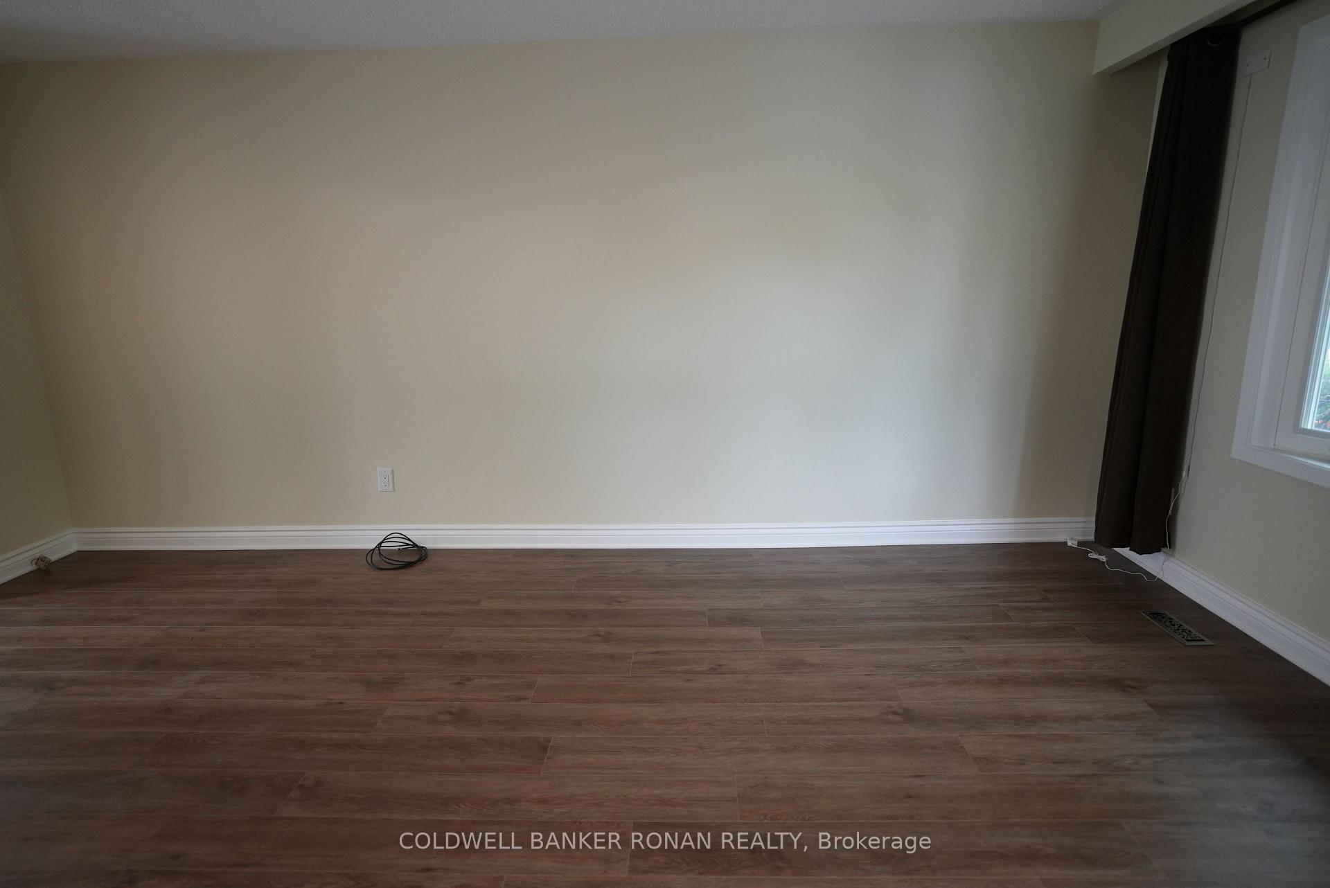 Photo 6 of 43 Adeline Avenue, New Tecumseth, Tottenham — HOMEH