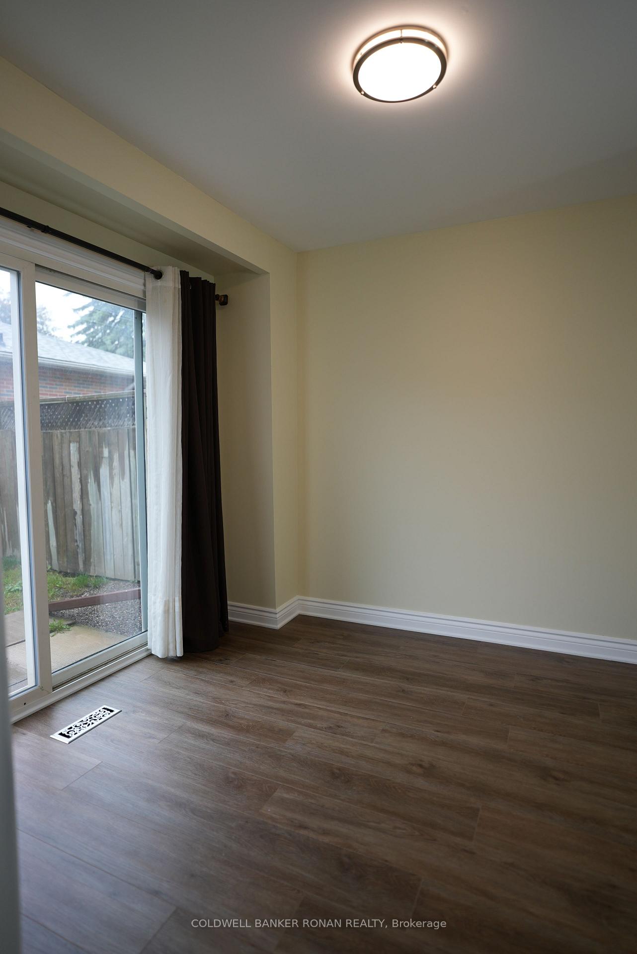 Photo 9 of 43 Adeline Avenue, New Tecumseth, Tottenham — HOMEH