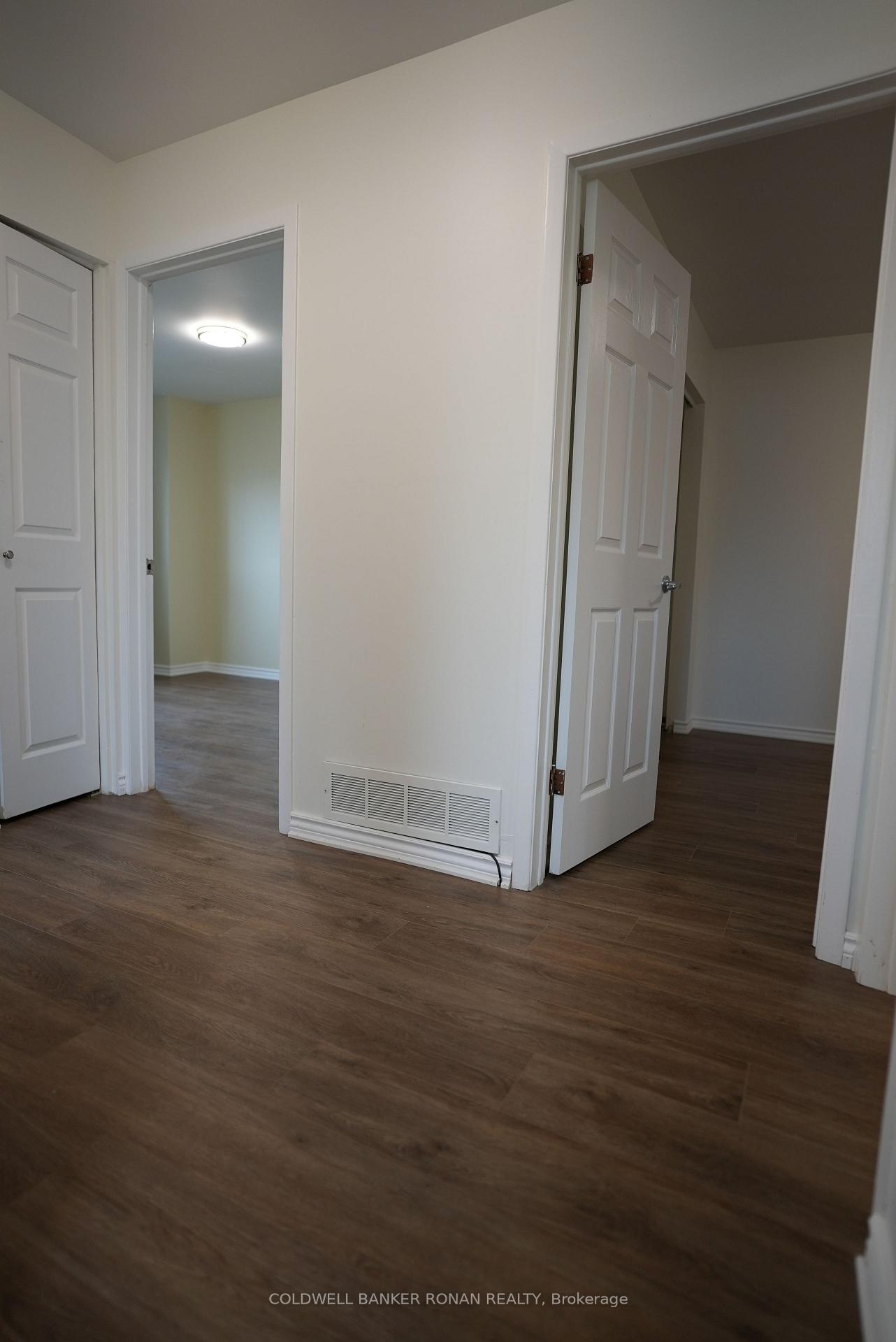 Photo 16 of 43 Adeline Avenue, New Tecumseth, Tottenham — HOMEH