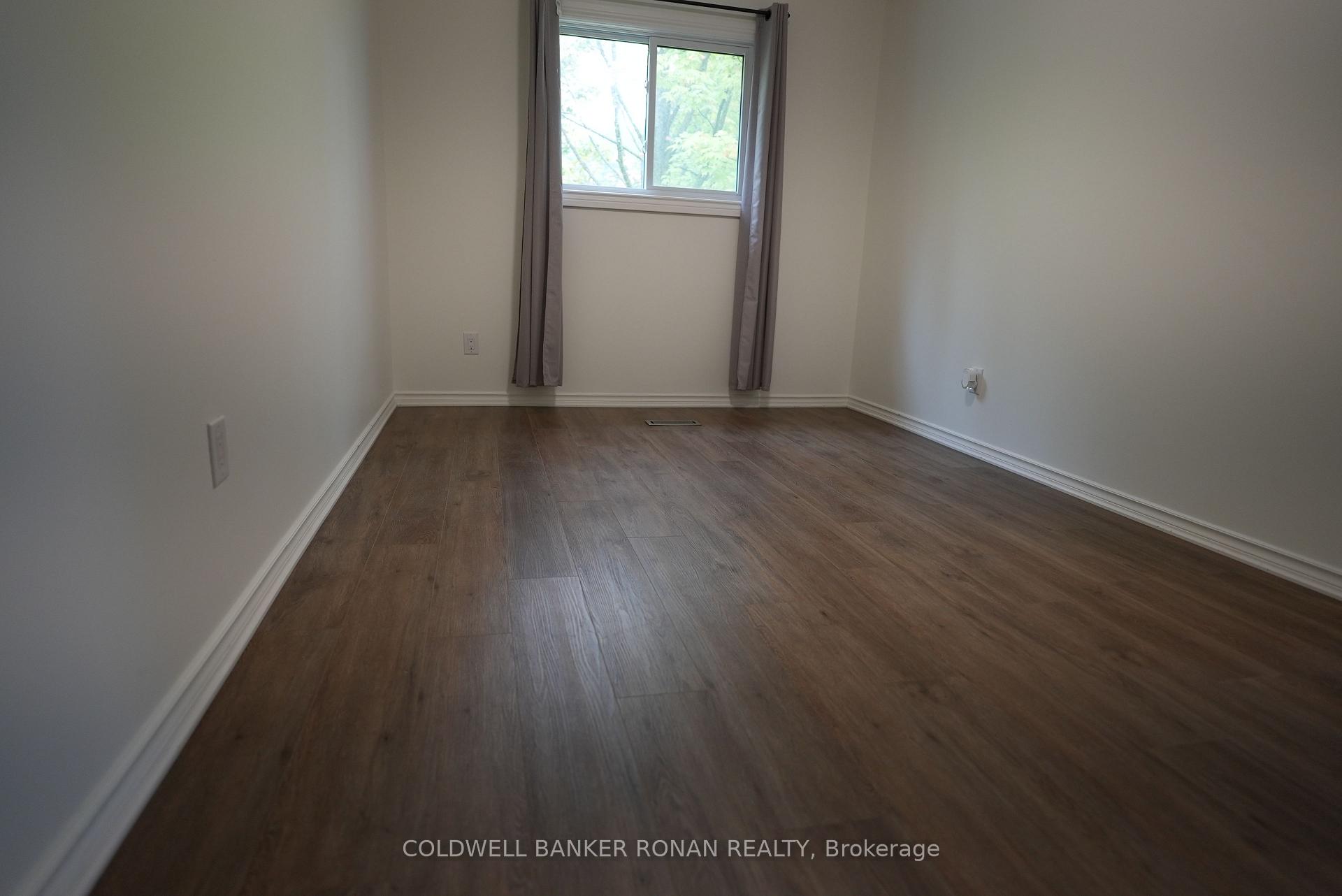 Photo 19 of 43 Adeline Avenue, New Tecumseth, Tottenham — HOMEH