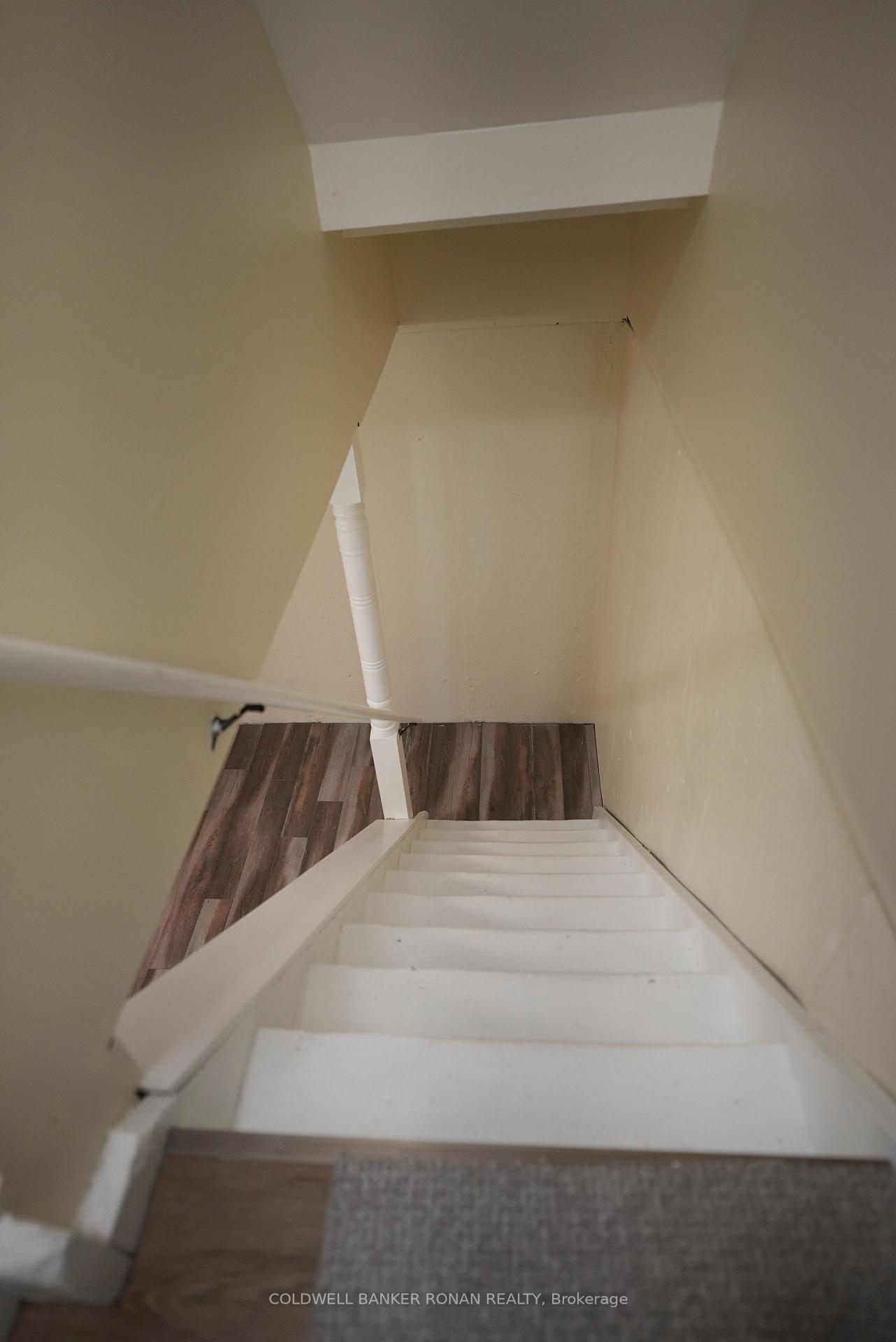 Photo 28 of 43 Adeline Avenue, New Tecumseth, Tottenham — HOMEH