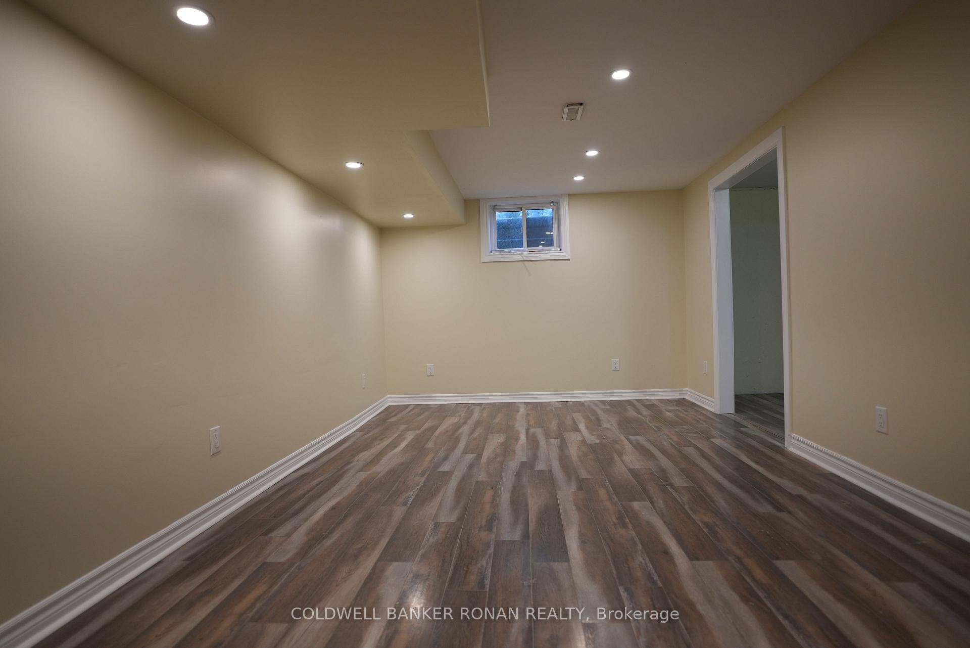 Photo 33 of 43 Adeline Avenue, New Tecumseth, Tottenham — HOMEH