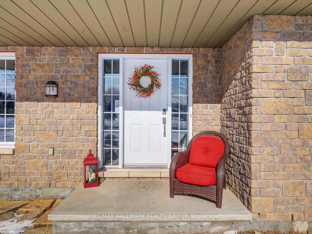 Photo 2 of 3028 Drew Drive, North Dundas, North Dundas (Mountain) Twp — HOMEH