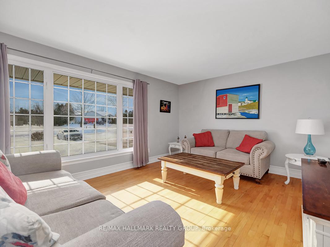 Photo 6 of 3028 Drew Drive, North Dundas, North Dundas (Mountain) Twp — HOMEH