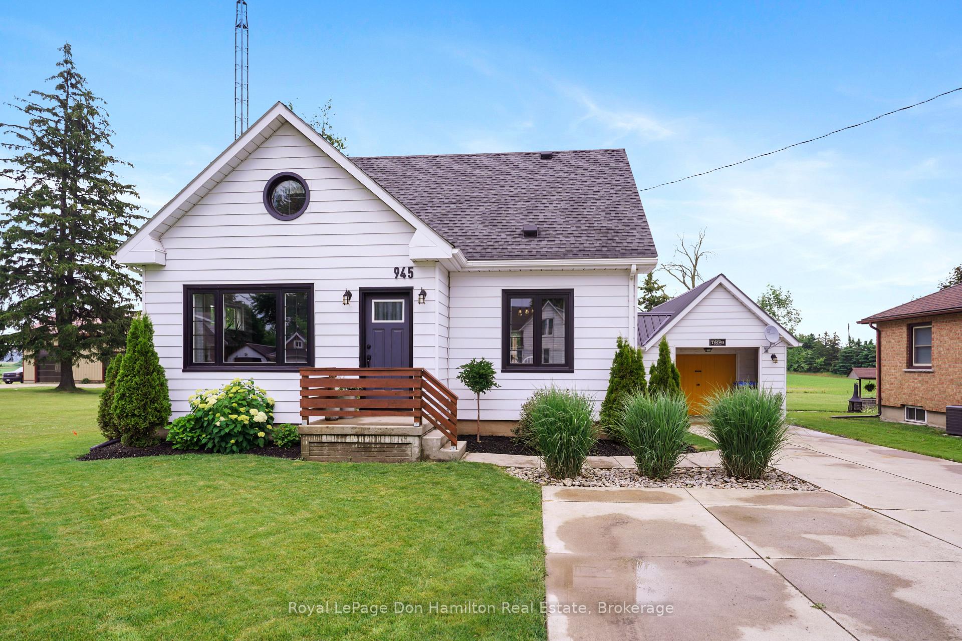 Photo 1 of 945 Main Street W, North Perth, Wallace — HOMEH