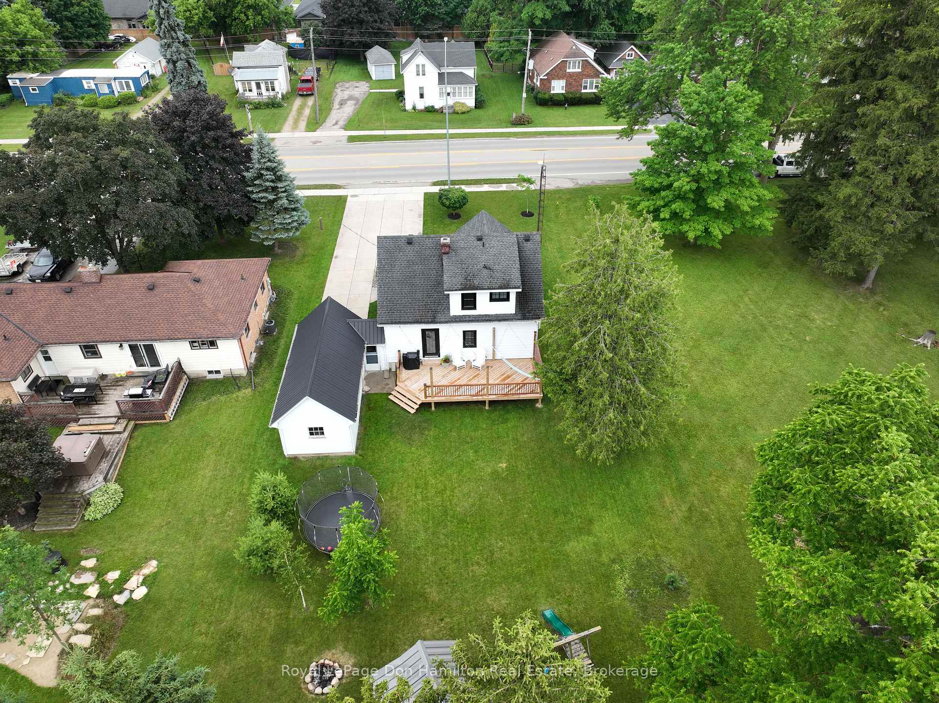 Photo 41 of 945 Main Street W, North Perth, Wallace — HOMEH