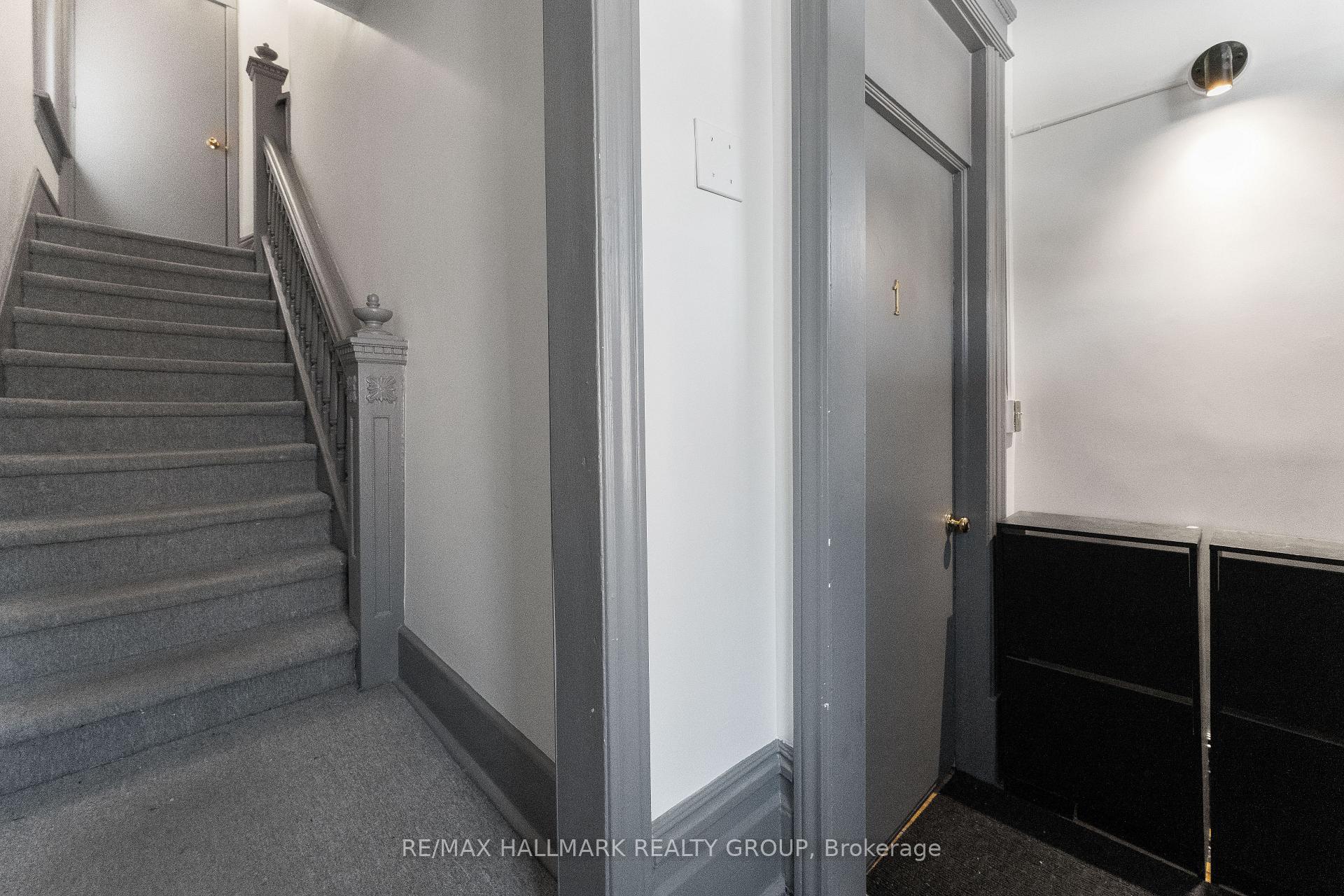 Photo 3 of 128 Flora Street, Ottawa, Ottawa Centre — HOMEH