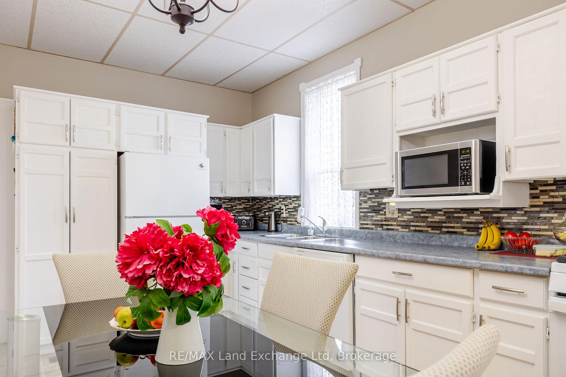Photo 13 of 90 Alfred Street E, North Huron, Wingham — HOMEH