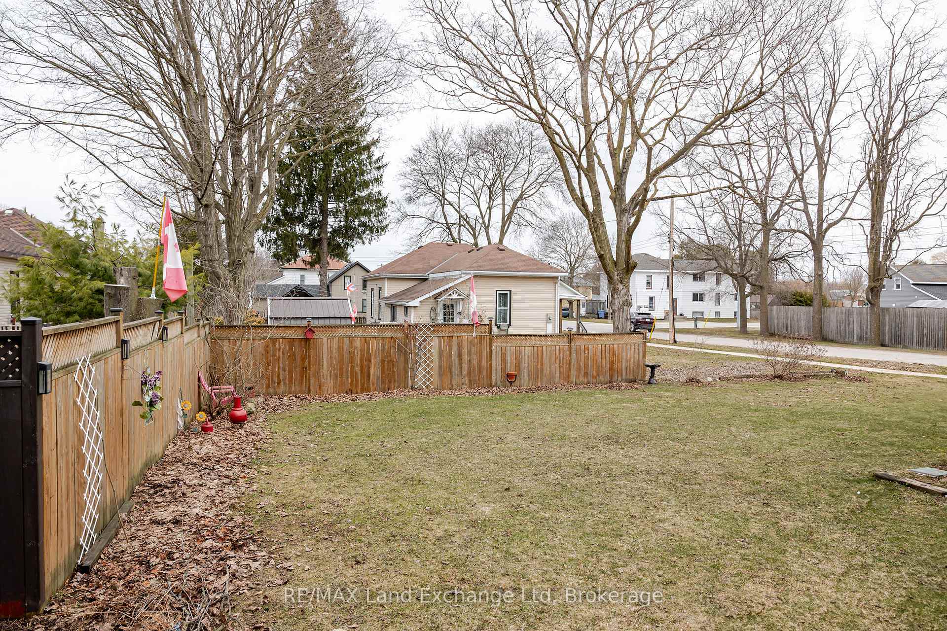 Photo 39 of 90 Alfred Street E, North Huron, Wingham — HOMEH