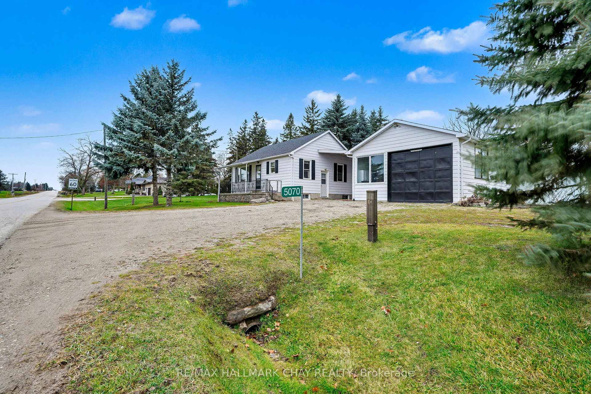 Photo 4 of 5070 5th Line, New Tecumseth, Rural New Tecumseth — HOMEH