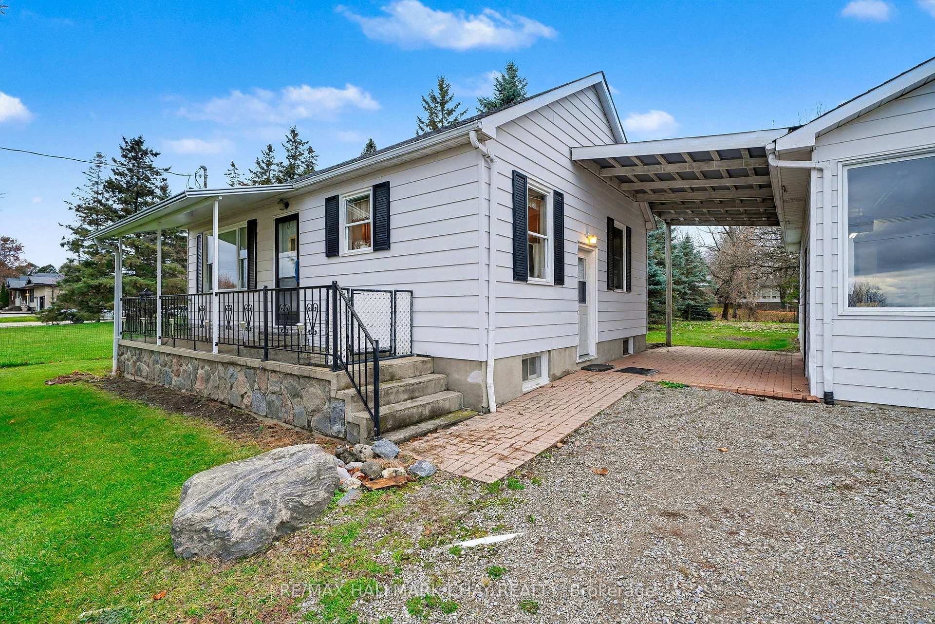 Photo 5 of 5070 5th Line, New Tecumseth, Rural New Tecumseth — HOMEH