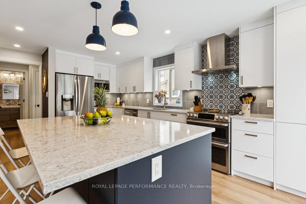 Photo 14 of 1798 Woodhaven Heights, Ottawa, Queenswood Heights South — HOMEH