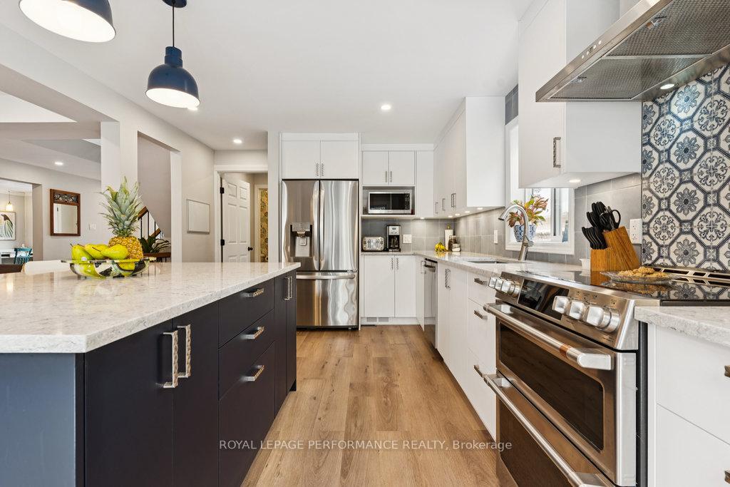 Photo 15 of 1798 Woodhaven Heights, Ottawa, Queenswood Heights South — HOMEH