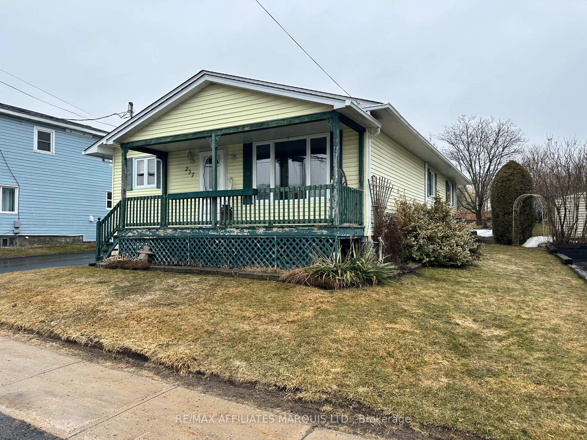 Photo 2 of 237 Bishop Street S, North Glengarry, Alexandria — HOMEH