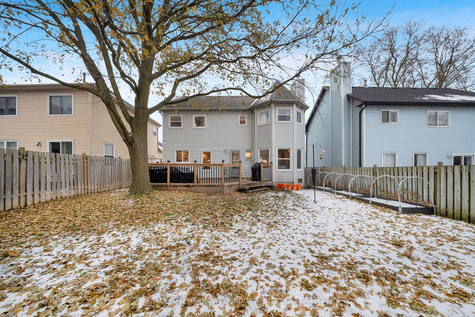 Photo 30 of 979 Ripley Crescent, Oshawa, Pinecrest — HOMEH