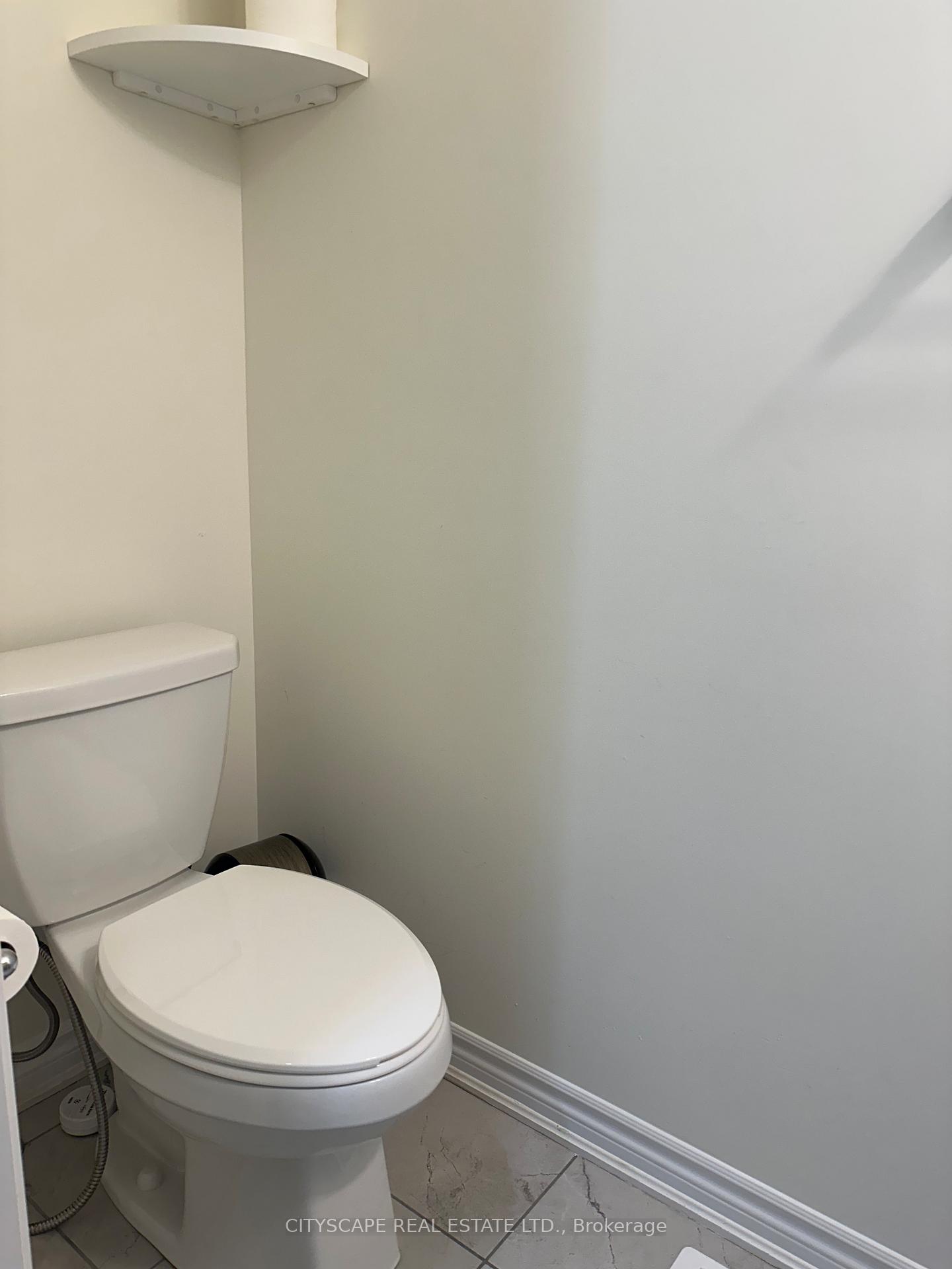 Photo 8 of 904 Cherry Court, Milton, Cobban — HOMEH