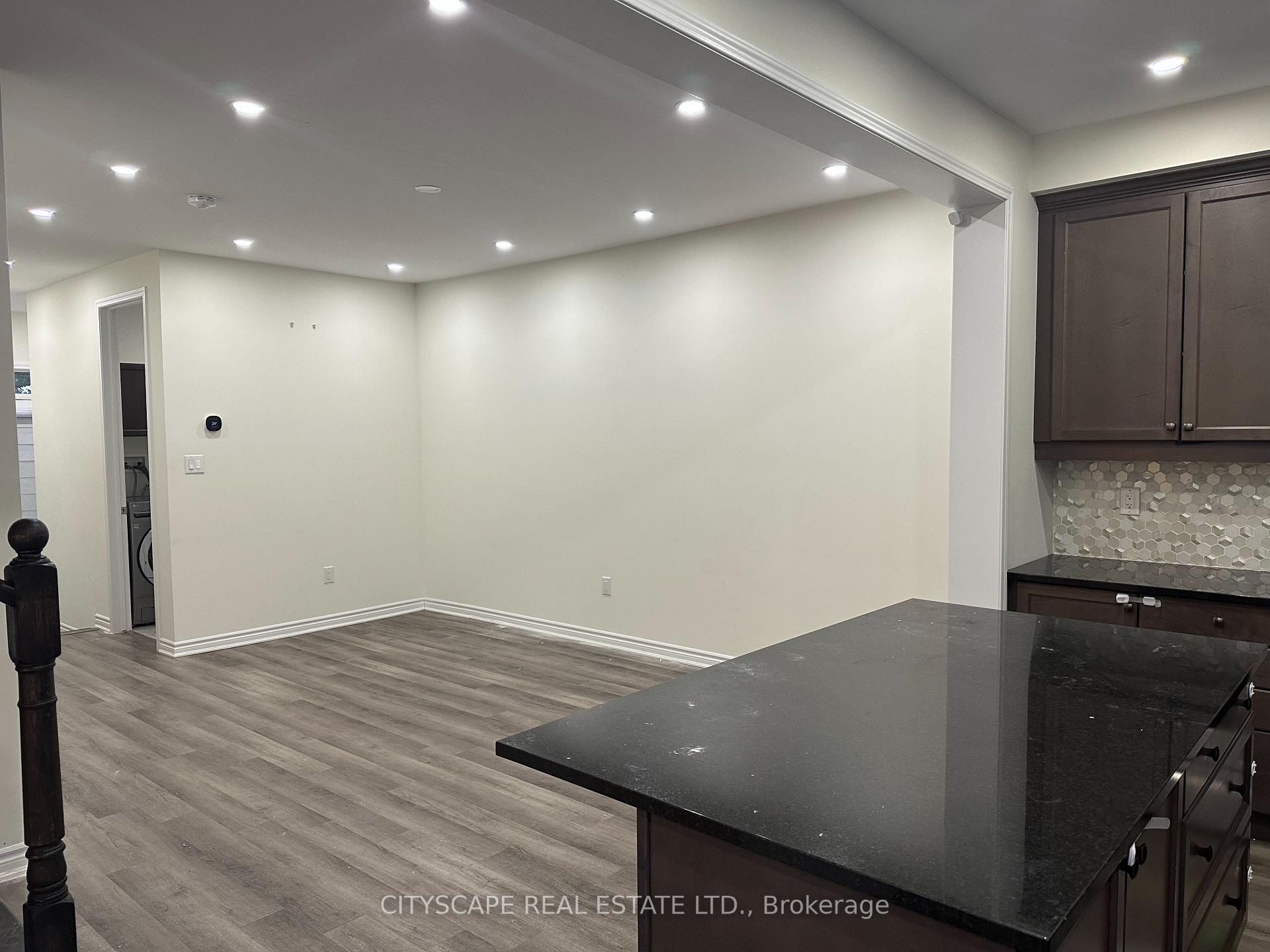 Photo 4 of 904 Cherry Court, Milton, Cobban — HOMEH