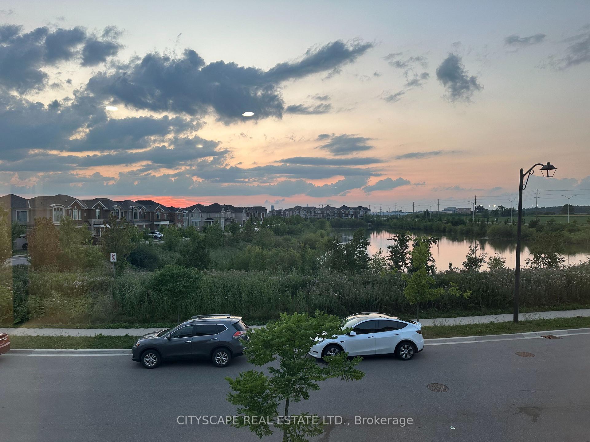 Photo 9 of 904 Cherry Court, Milton, Cobban — HOMEH