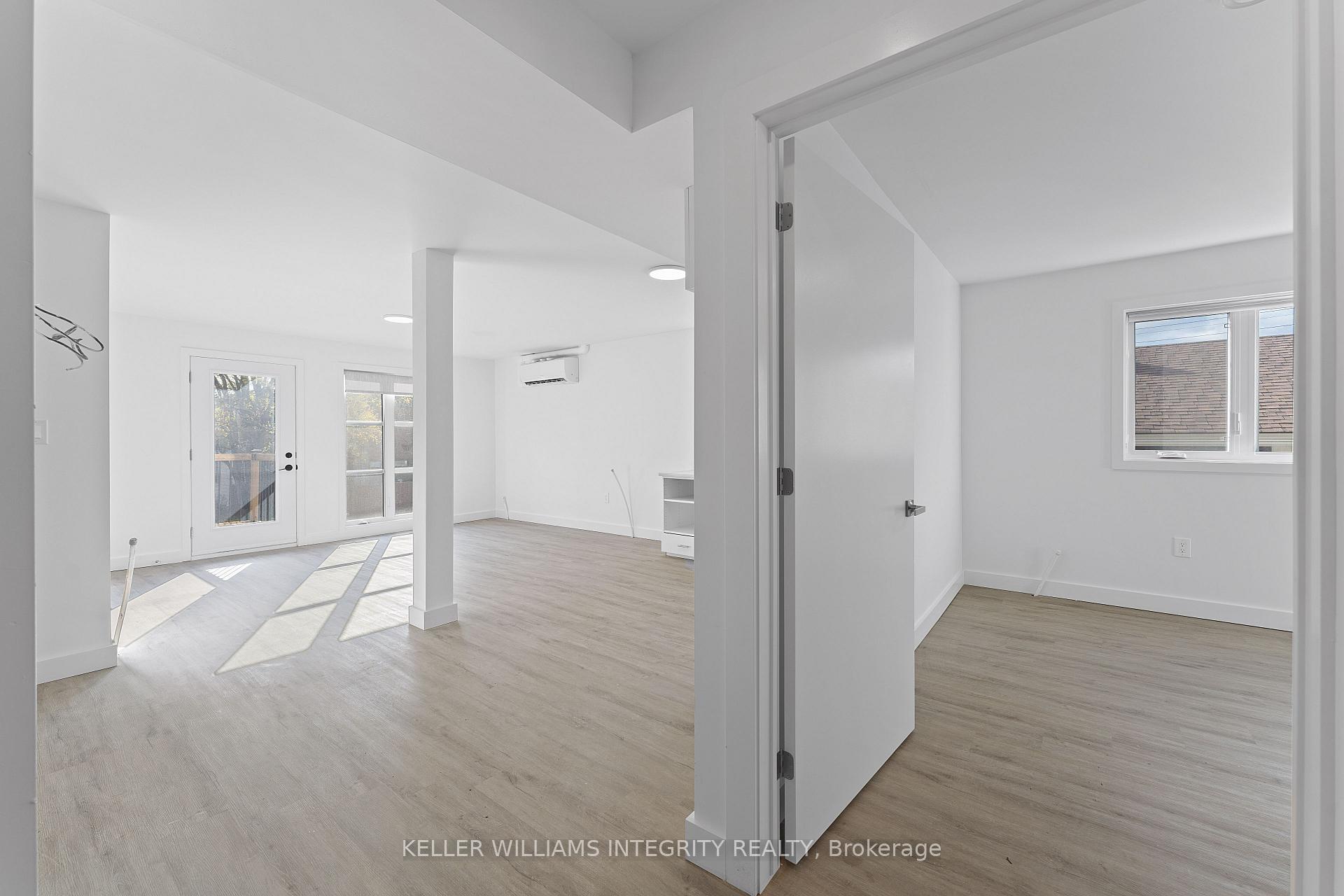 Photo 6 of Unit 3, 231 Columbus Avenue, Ottawa, Overbrook/Castle Heights — HOMEH