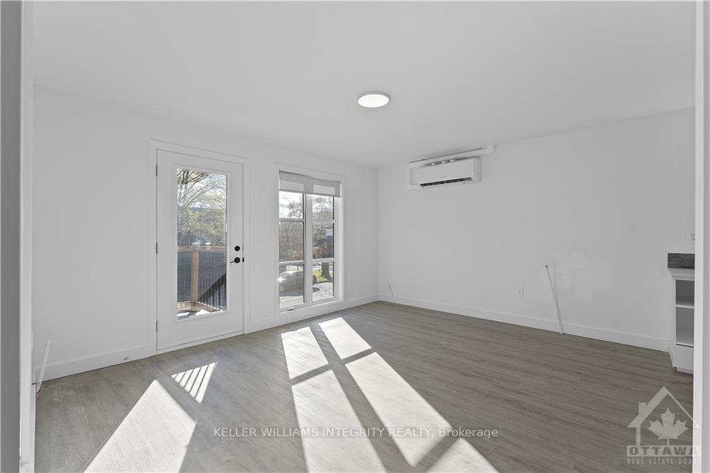 Photo 10 of Unit 3, 231 Columbus Avenue, Ottawa, Overbrook/Castle Heights — HOMEH