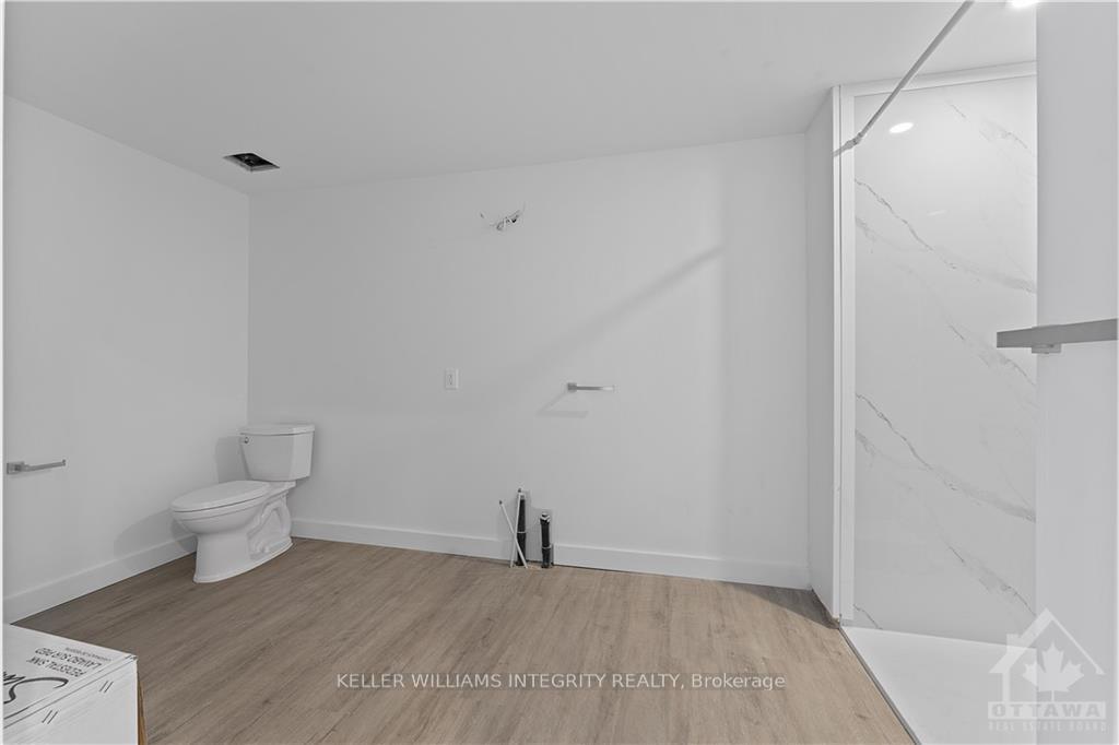 Photo 11 of Unit 3, 231 Columbus Avenue, Ottawa, Overbrook/Castle Heights — HOMEH