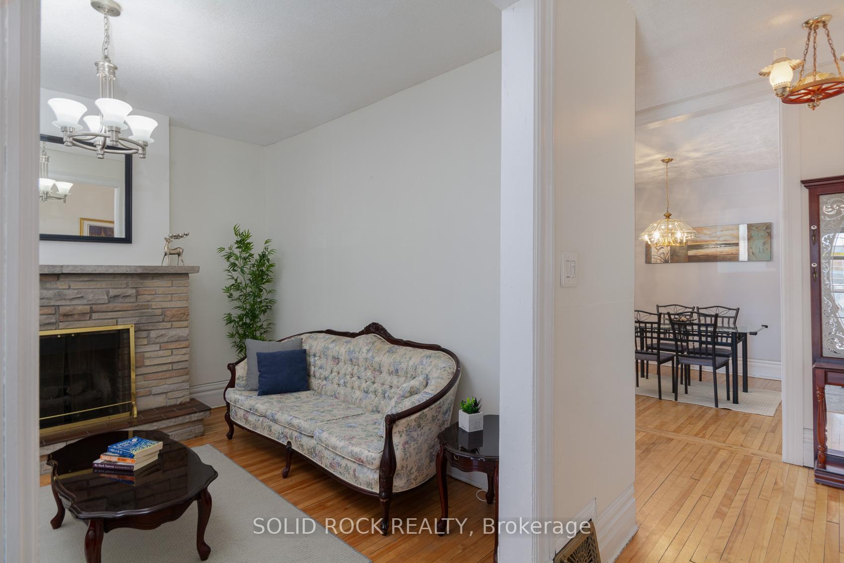 Photo 3 of 77 Arlington Avenue, Ottawa, Ottawa Centre — HOMEH