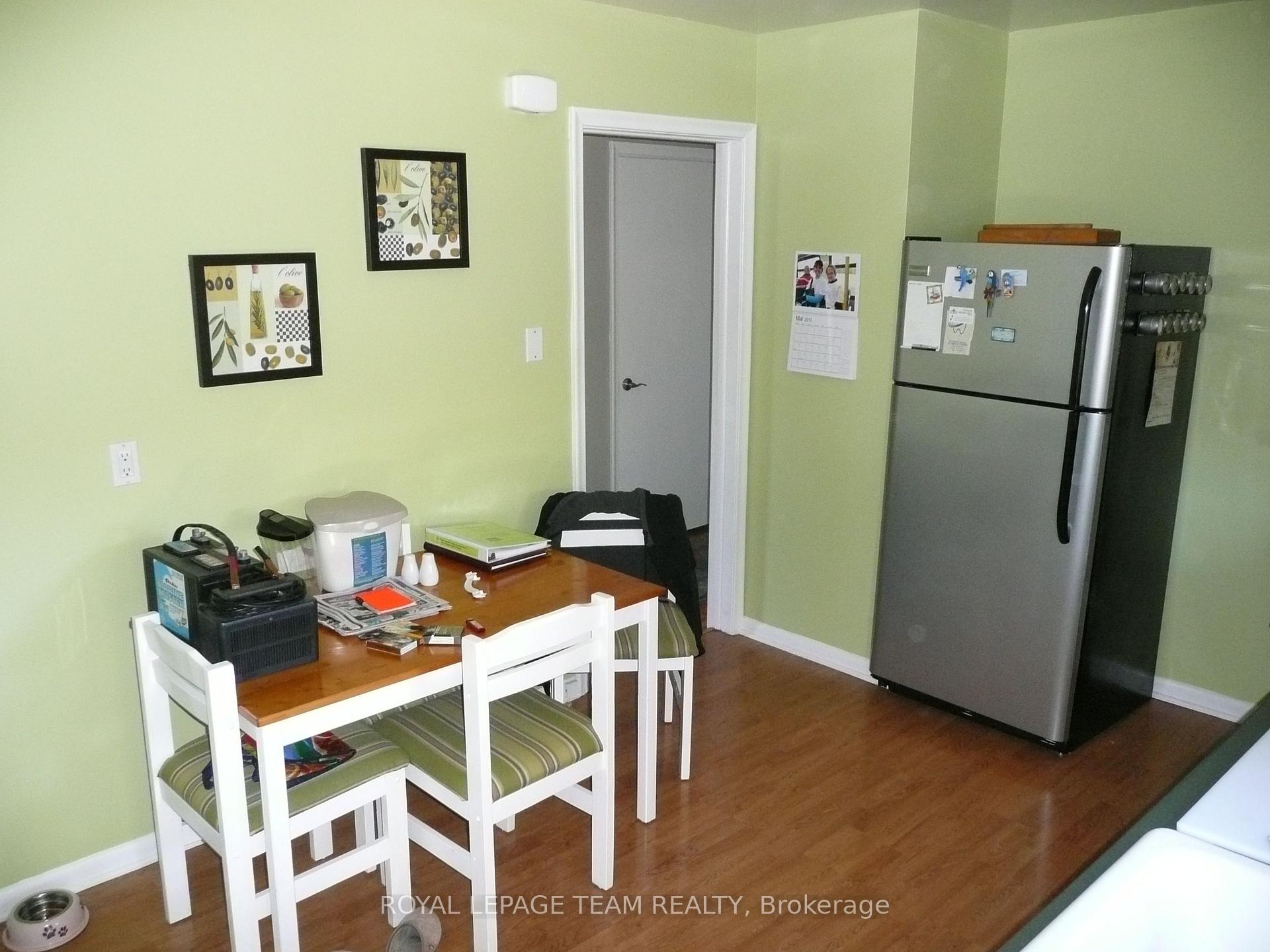 Photo 6 of 775 Trojan Avenue, Ottawa, Castle Heights/Rideau High — HOMEH