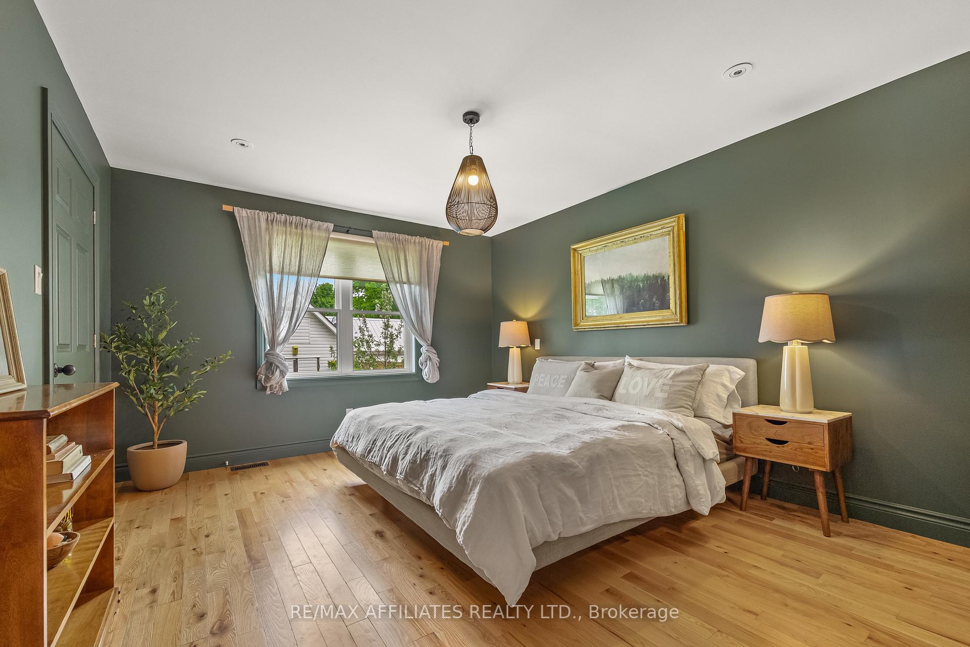 Photo 13 of 111 Drummond Street E, Perth — HOMEH