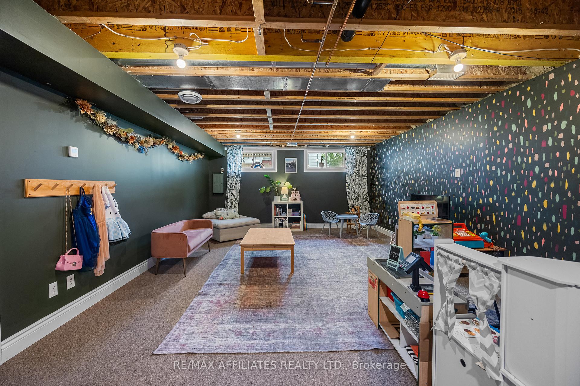 Photo 29 of 111 Drummond Street E, Perth — HOMEH