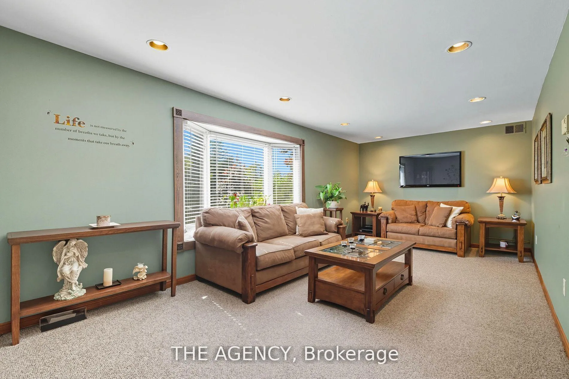 Photo 19 of 6359 Lyons Creek Road, Niagara Falls, Lyons Creek — HOMEH