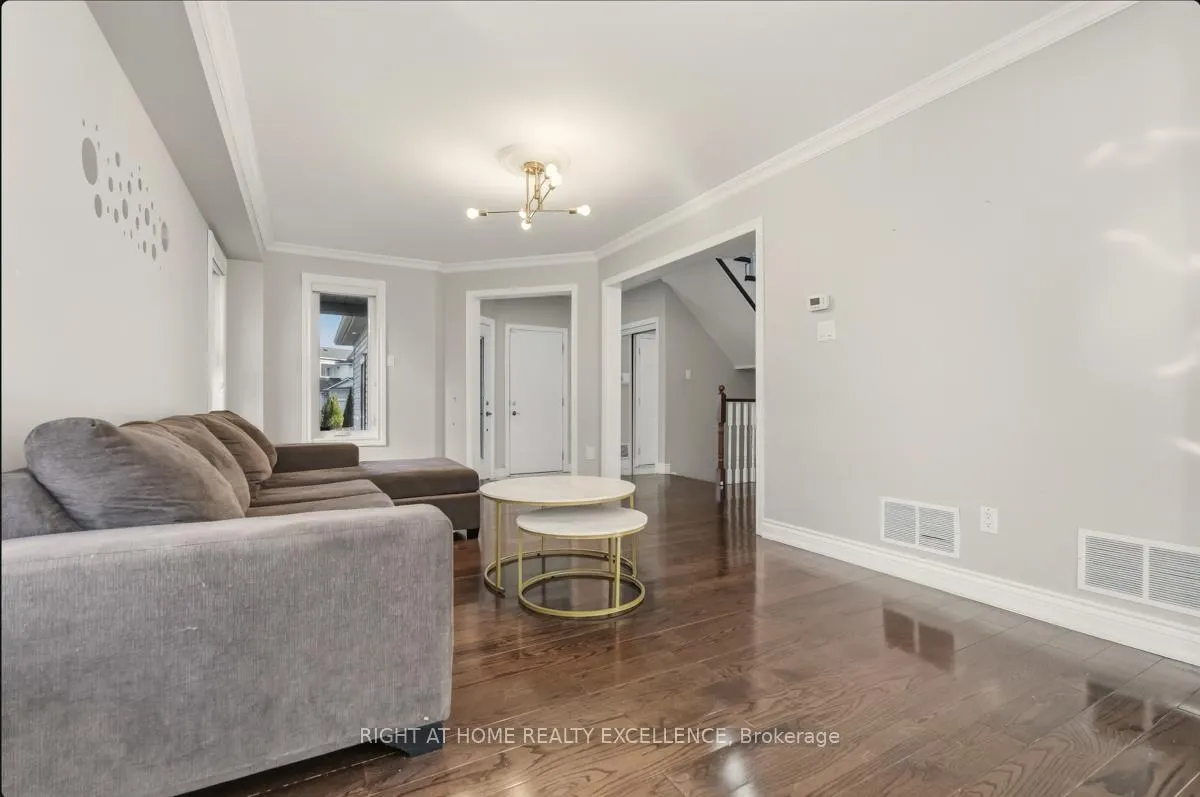 Photo 13 of 11 Gunning Crescent, New Tecumseth, Tottenham — HOMEH