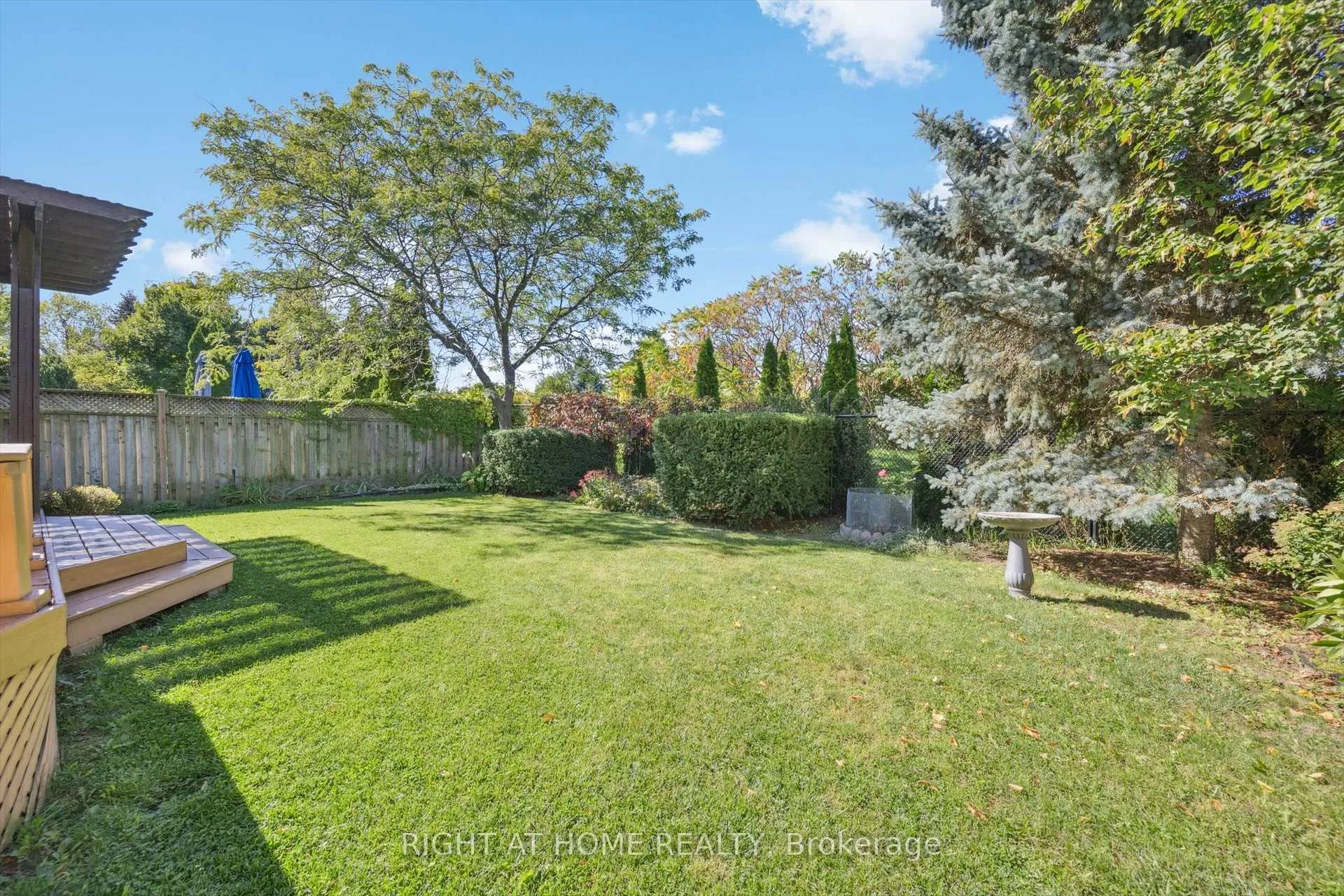 Photo 29 of 1413 Pinecliff Road, Oakville, West Oak Trails — HOMEH