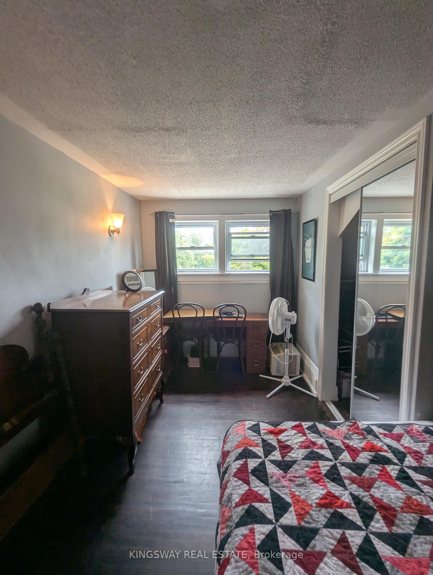Photo 10 of 79 Patrick Street S, Orillia — HOMEH