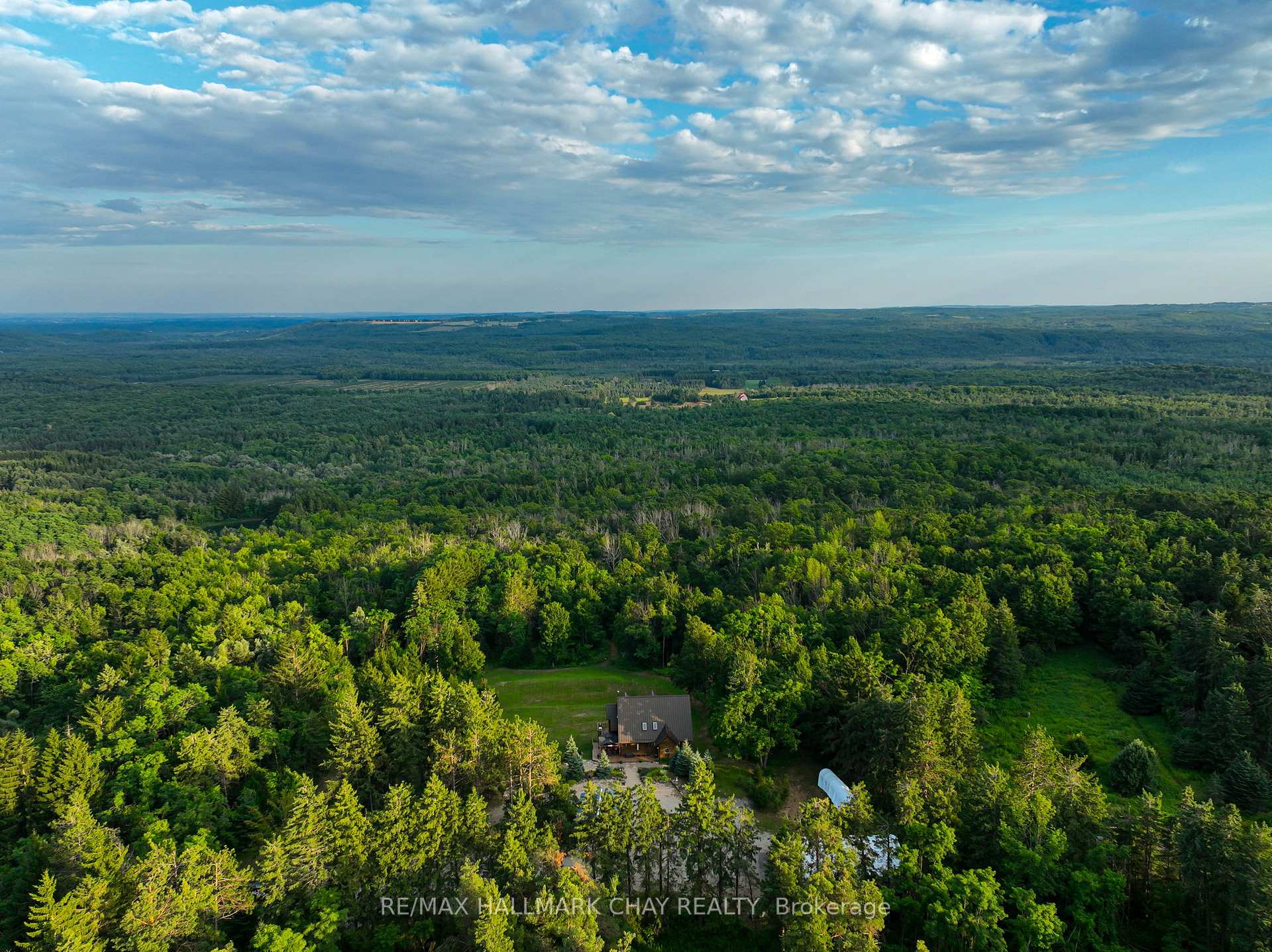 Photo 4 of 707412 County Rd 21, Mulmur, Rural Mulmur — HOMEH