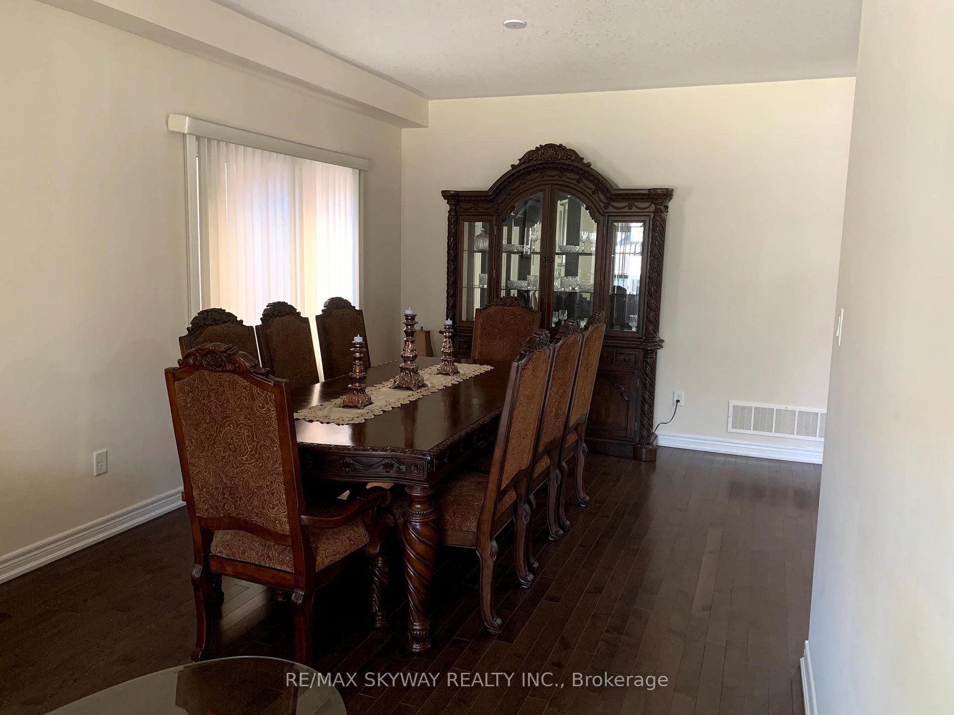 Photo 4 of 27 Swenson Street, New Tecumseth, Alliston — HOMEH