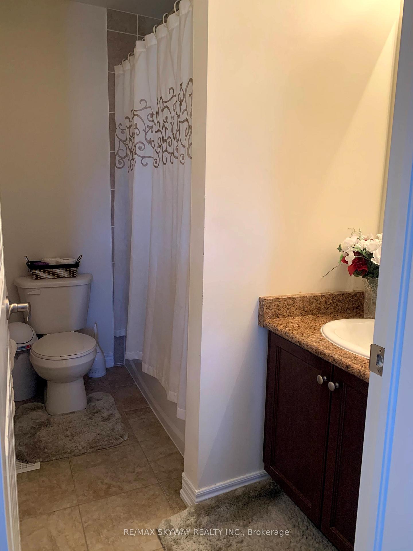 Photo 7 of 27 Swenson Street, New Tecumseth, Alliston — HOMEH
