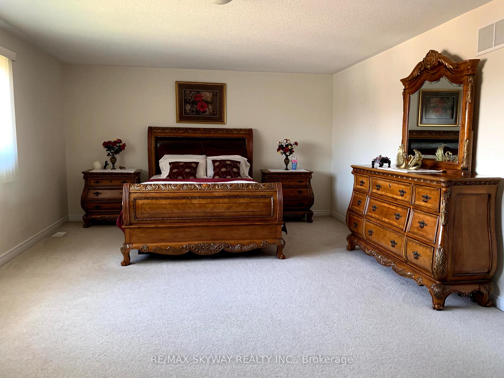 Photo 12 of 27 Swenson Street, New Tecumseth, Alliston — HOMEH