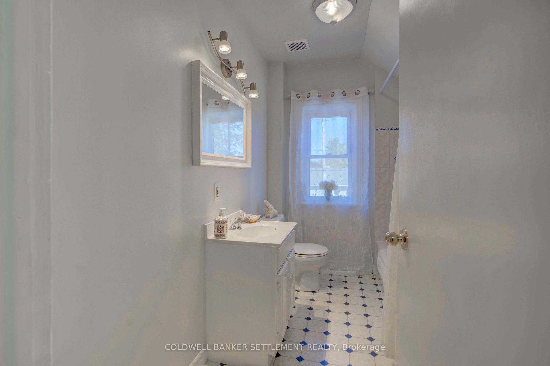 Photo 18 of 84 Beckwith Street E, Perth — HOMEH