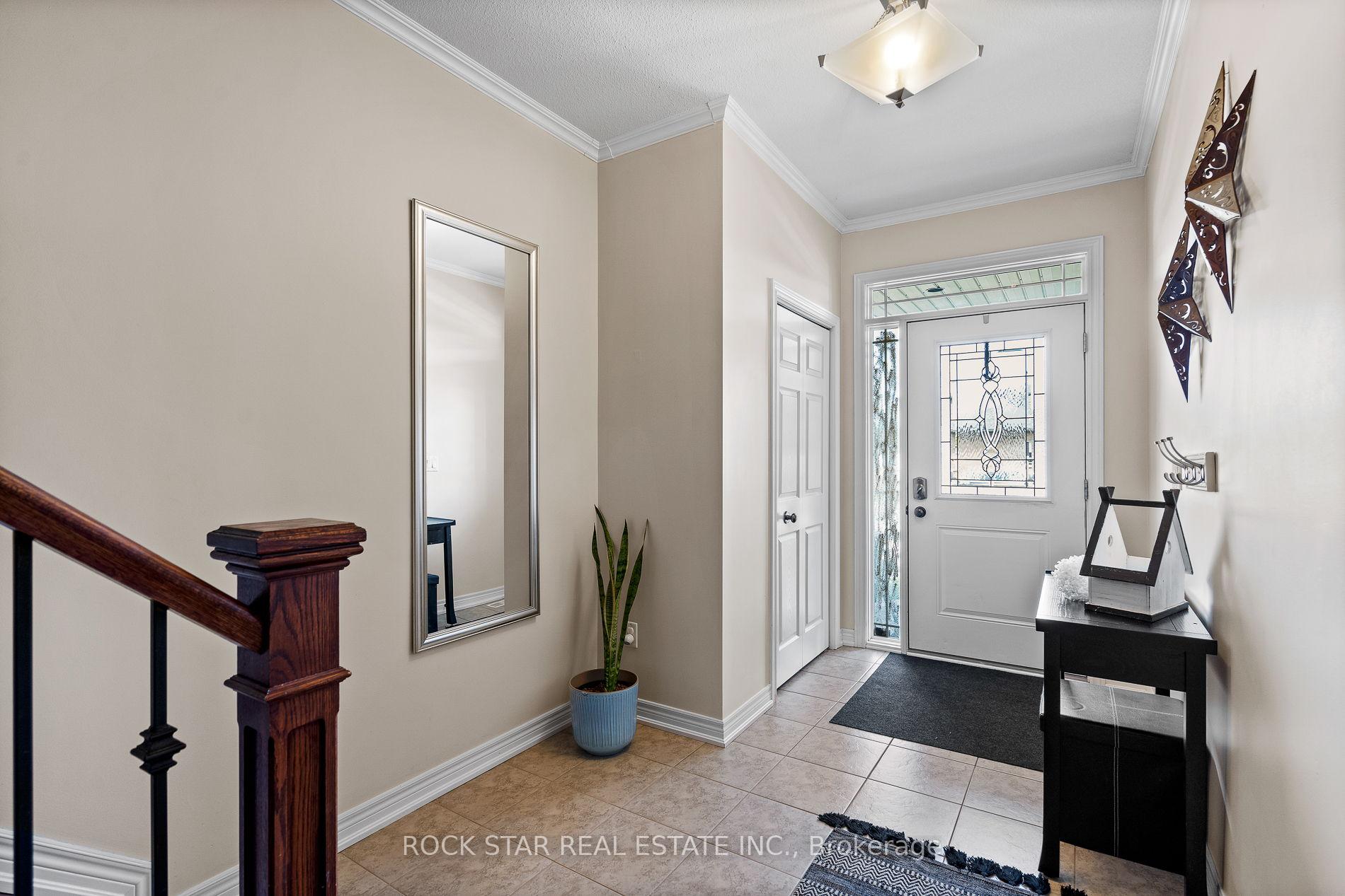 Photo 4 of 66 Tanner Drive, Pelham, Fonthill — HOMEH