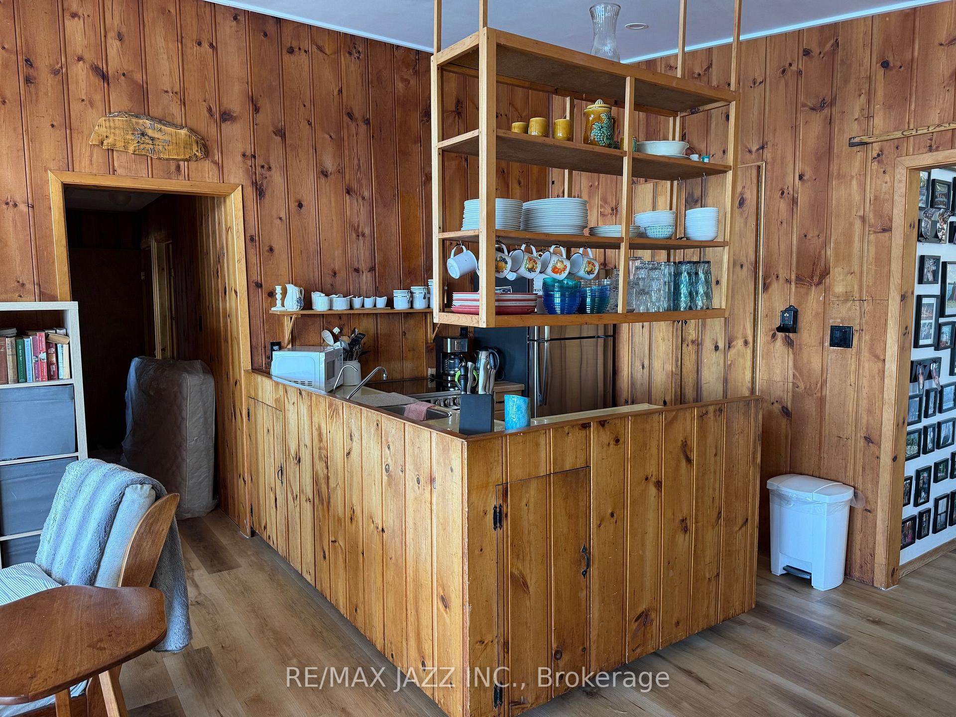 Photo 6 of 728 Renwick Road, North Kawartha — HOMEH