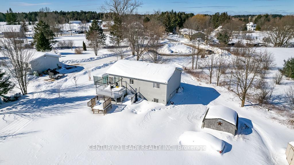 Photo 9 of 3 Marsh Road, North Algona Wilberforce, North Algona/Wilberforce Twp — HOMEH