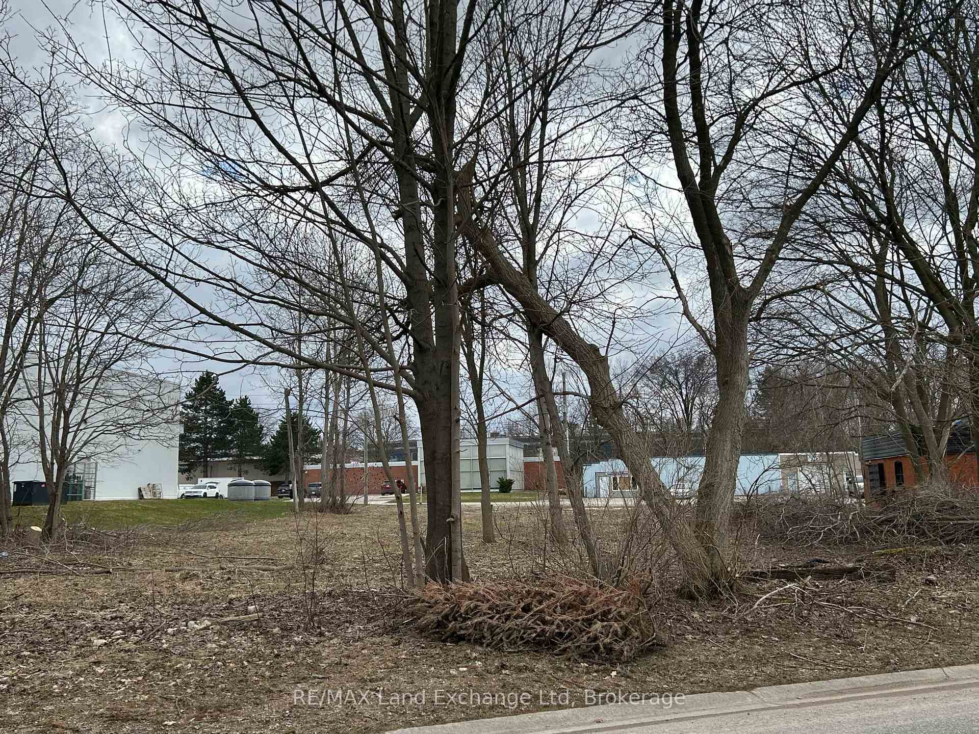 Photo 2 of 17 Albert Street, North Huron, Wingham — HOMEH