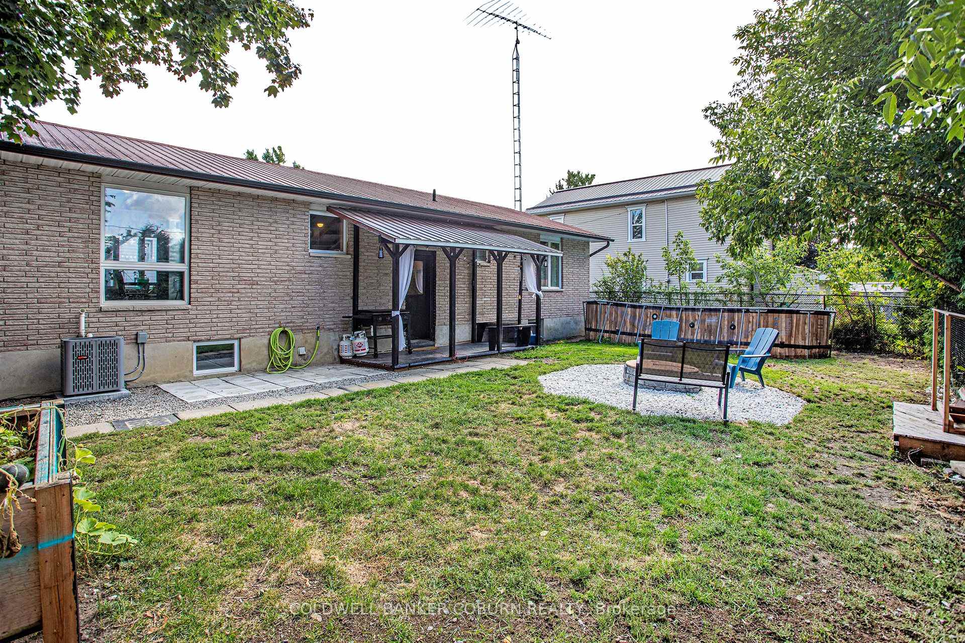 Photo 19 of 41 Hummel Street, North Dundas, Chesterville — HOMEH